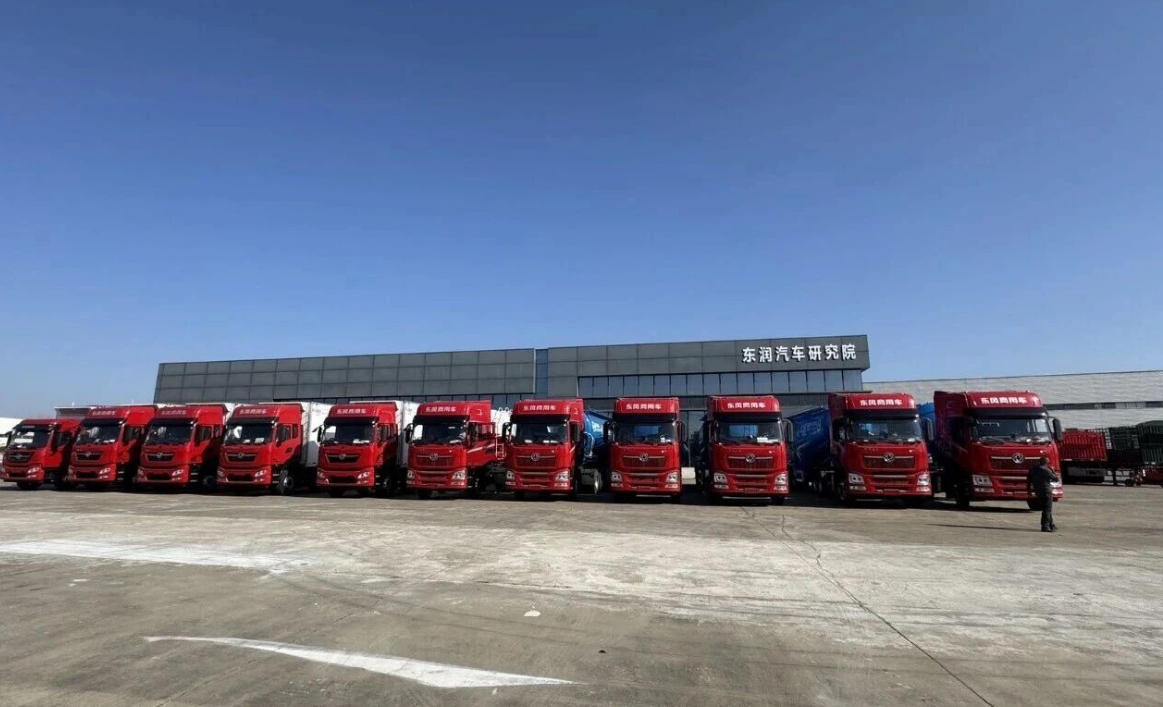 新年第一发！东润专用车批量启程...
